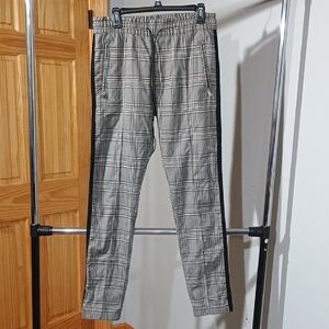 Forever 21 Men's Black and Gray Plaid Slacks